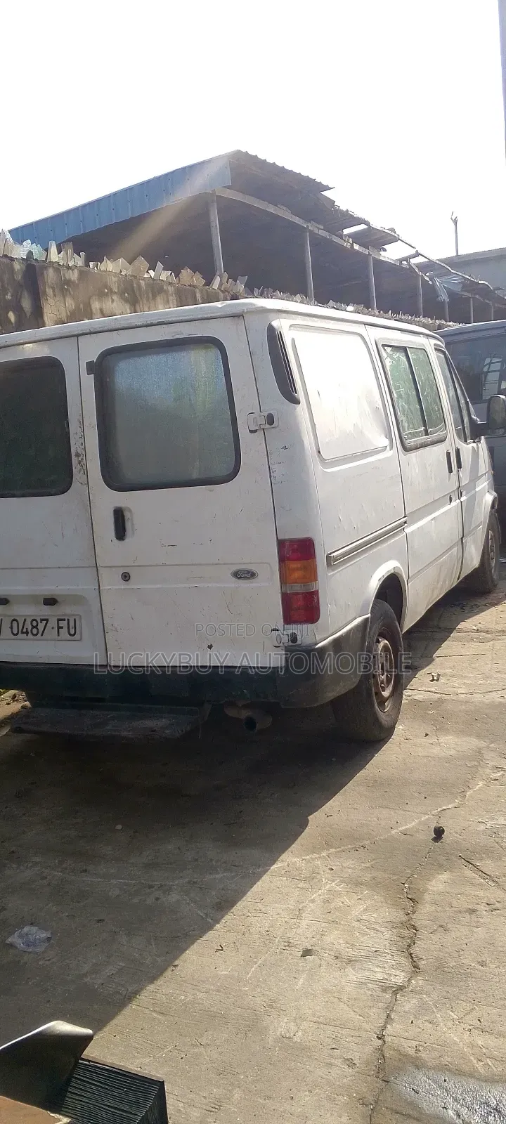 Ford Transit 2002 White