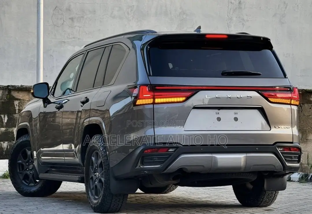Lexus LX 600 2024 Gray