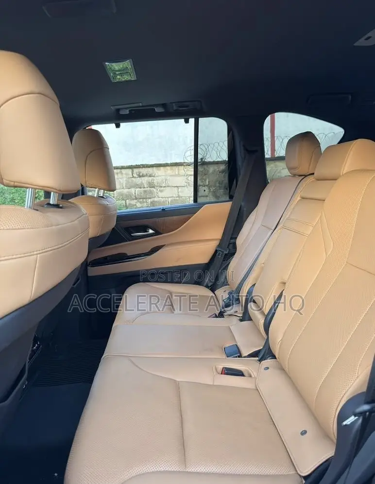 Lexus LX 600 2024 Gray