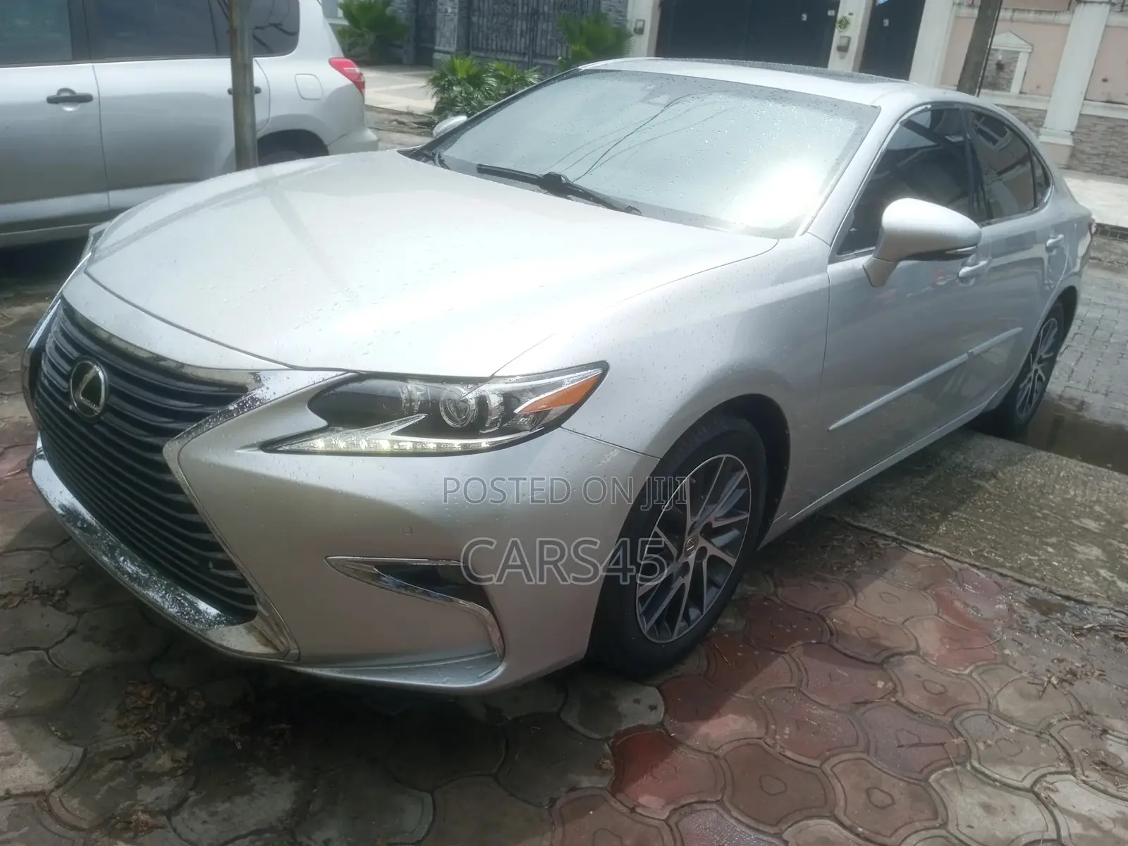 Lexus ES 2016 Silver