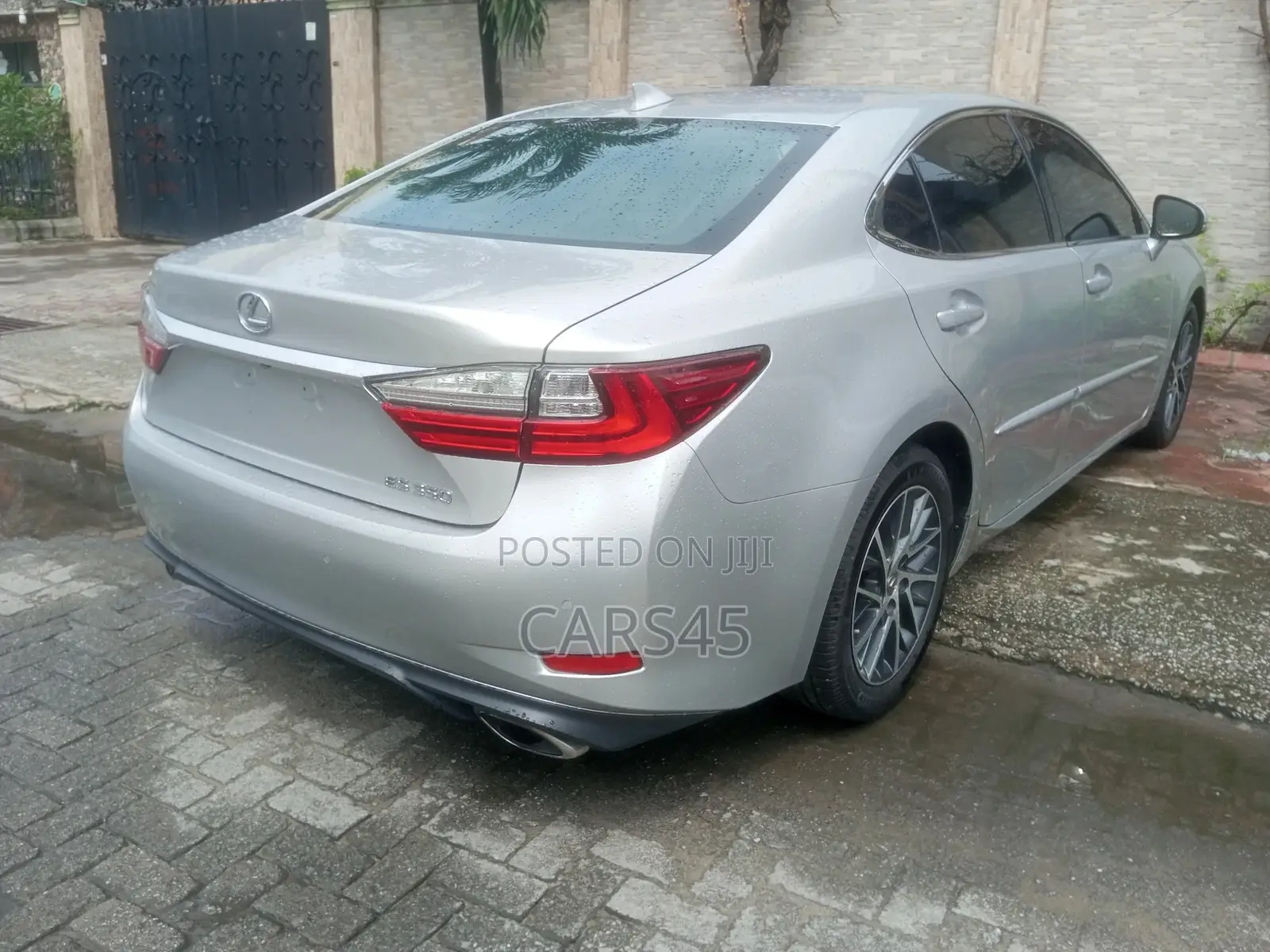 Lexus ES 2016 Silver