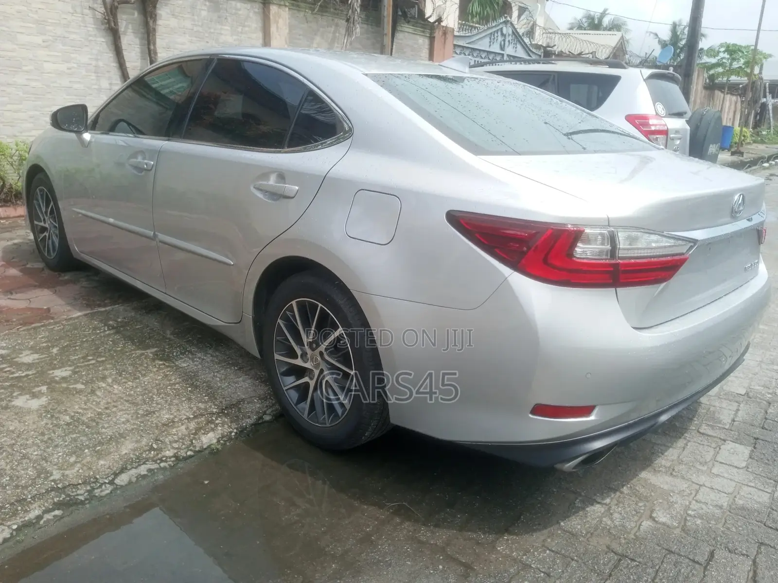 Lexus ES 2016 Silver