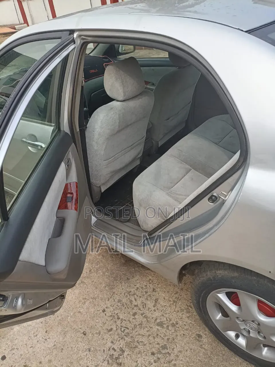 Toyota Corolla 2004 Silver