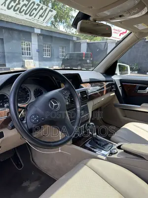 Mercedes-Benz GLK-Class 350 4MATIC 2010 White