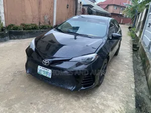 Toyota Corolla 2015 Black