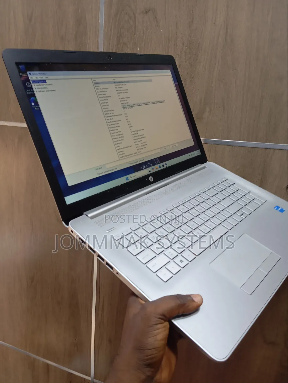 Laptop HP 17-3000 8GB Intel Core i3 SSD 256GB