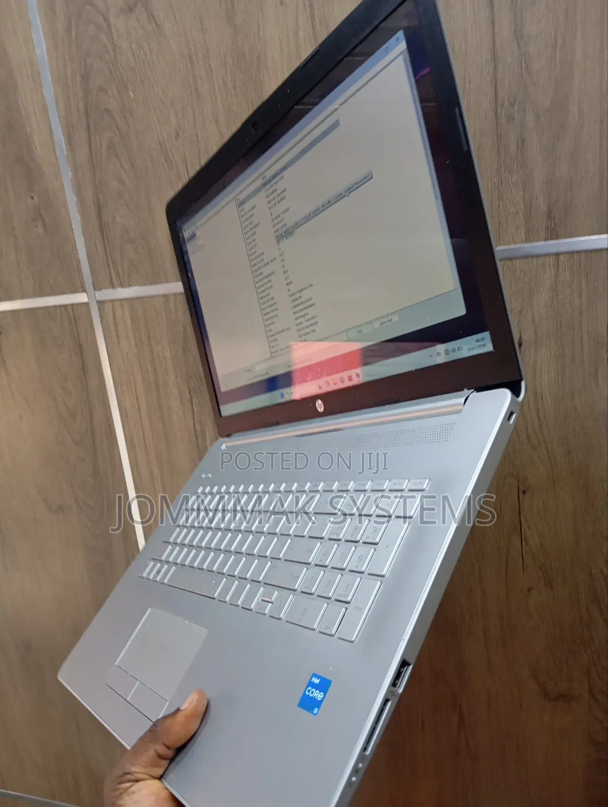 Laptop HP 17-3000 8GB Intel Core i3 SSD 256GB