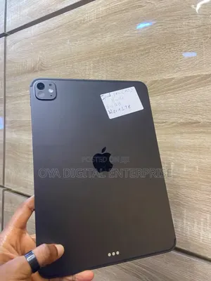 Apple iPad Pro 11 (2025) 512 GB Gray