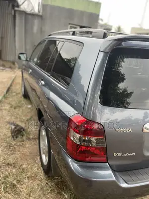 Toyota Highlander Limited V6 2005 Blue
