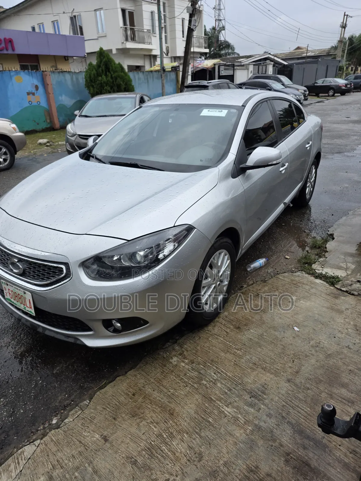 Samsung SM3 2012 Silver