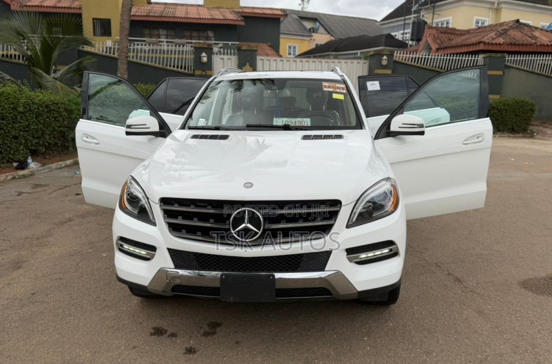 Mercedes-Benz M Class ML350 4MATIC 4dr SUV AWD (3.5L 6cyl 7A) 2014