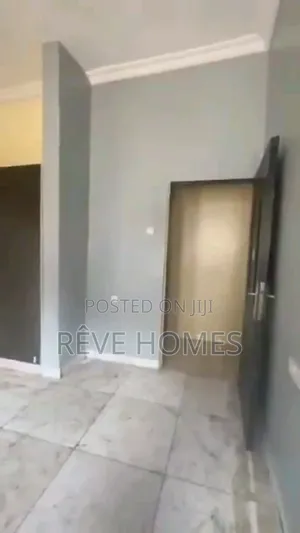 2bdrm Block of Flats in Alagomeji for rent