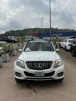 Mercedes-Benz GLK-Class 350 2011 White