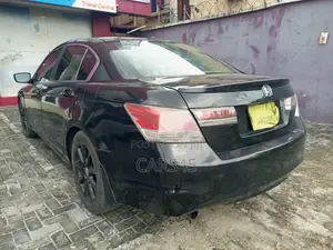 Honda Accord 2010 Black
