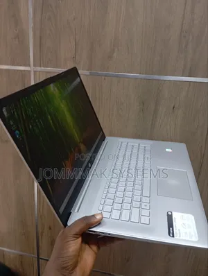 Laptop HP 17-3000 8GB Intel Core i5 SSD 256GB
