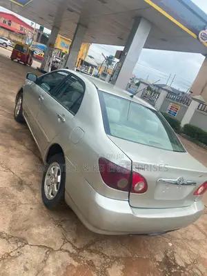Toyota Corolla LE 2005 Gray