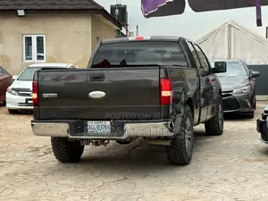 Ford F-150 2006 Black