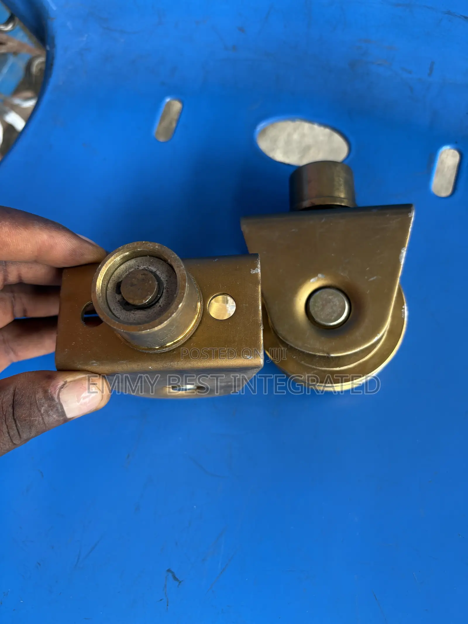 360-Degree Rotating Sliding Gate Wheels