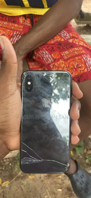 Apple iPhone X 64 GB Black