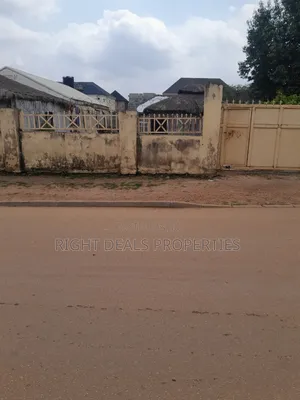 Land for Sale 1,200sqm in Dawaki