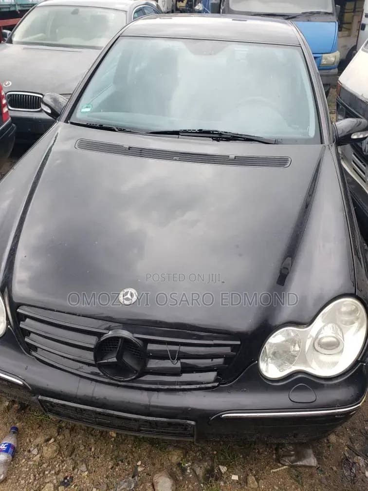 Mercedes-Benz C-Class 2007 Black