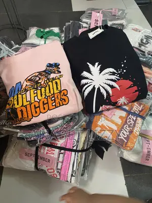 100% Cotton Tshirt Available in Bounds and Retail by 10