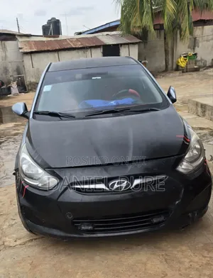 Hyundai Accent 2012 Blue