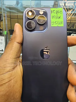 Apple iPhone 15 Pro Max 256 GB