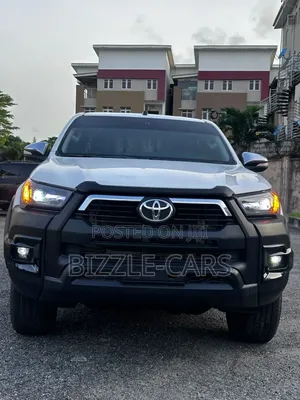 Toyota Hilux 2017 White