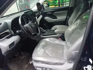 Toyota Highlander 2021 Black