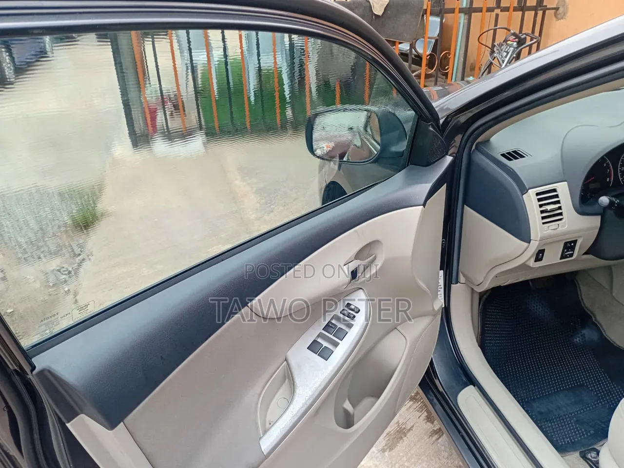 Toyota Corolla 2012 Blue