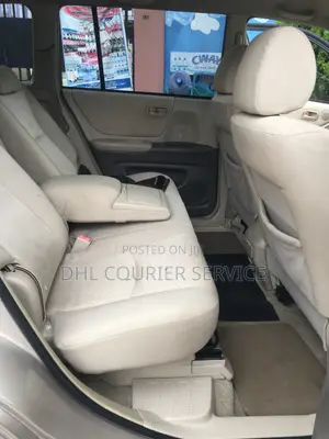 Toyota Highlander 2005 Gold