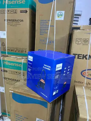 Maxi Wet Dry Vacuum With Accessories