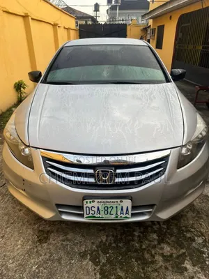Honda Accord 2011 Silver