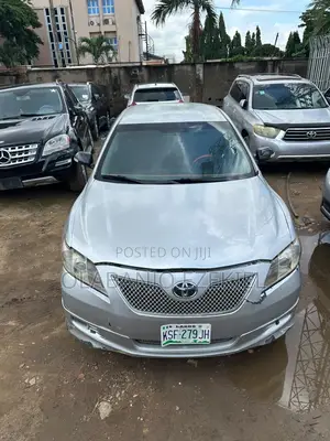 Toyota Camry SE 4dr Sedan (2.4L 4cyl 5A) 2008 Silver