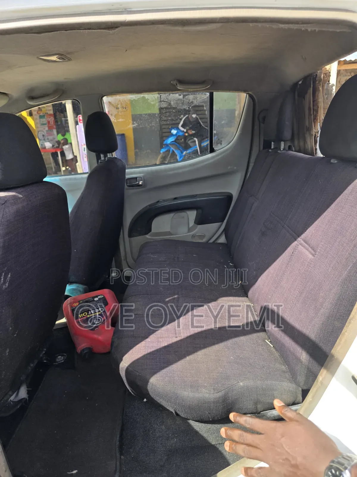 Mitsubishi L200 2012 White