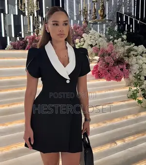 Luxe v-Neck Puff Sleeve White Collar Dress