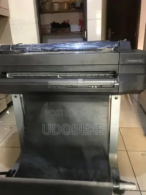 Hp Designjet T520, Large-format Plotter / Printer.