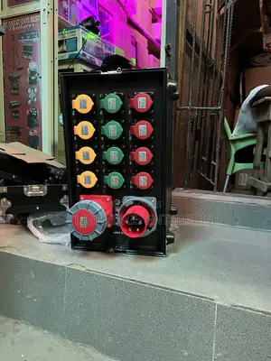 12 Channel Power Distrob