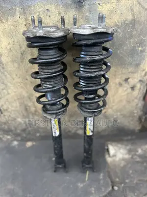Mercedes Benz C300 Non 4matic Complete Front Shocks