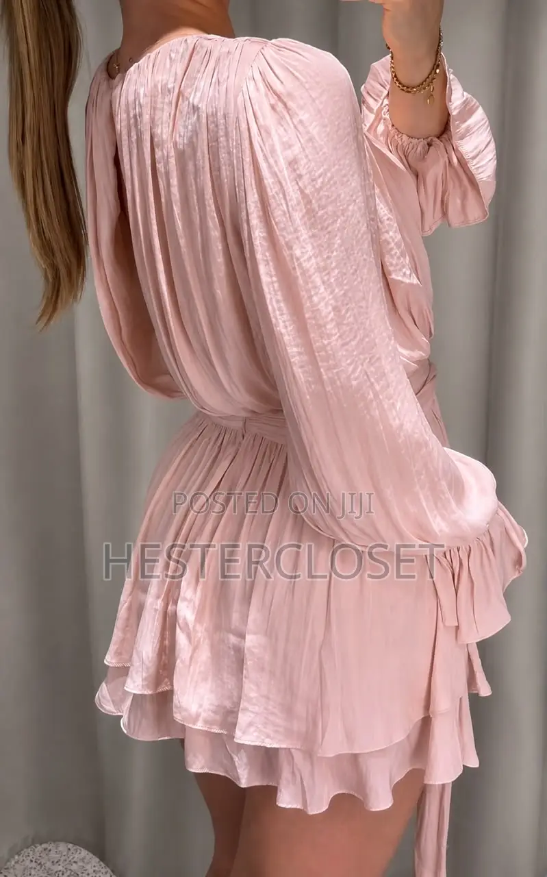 Zr Stylish Long-Sleeved Waist-Clinching Elegant Dress