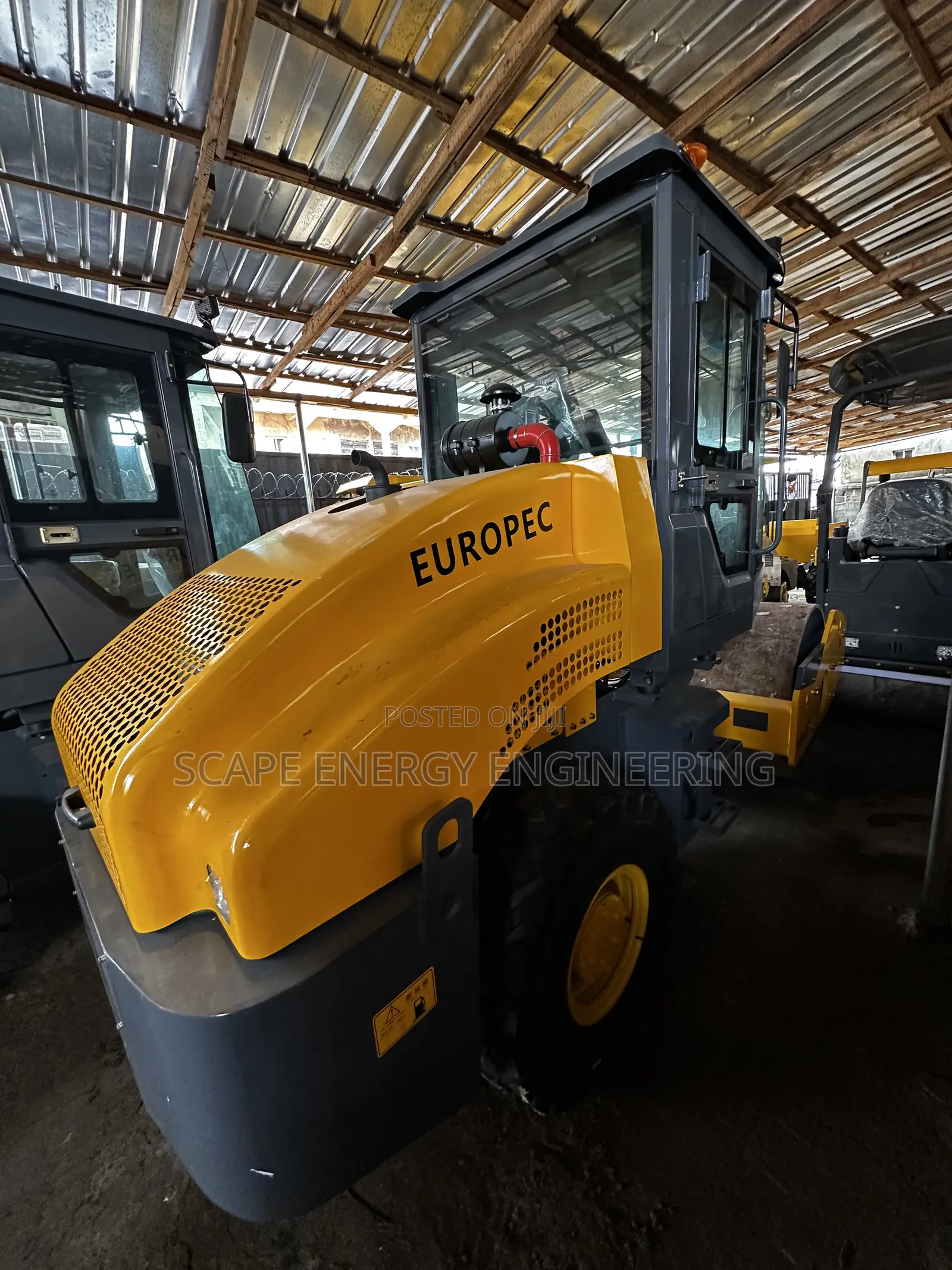4.5 Tons Vibratory Roller