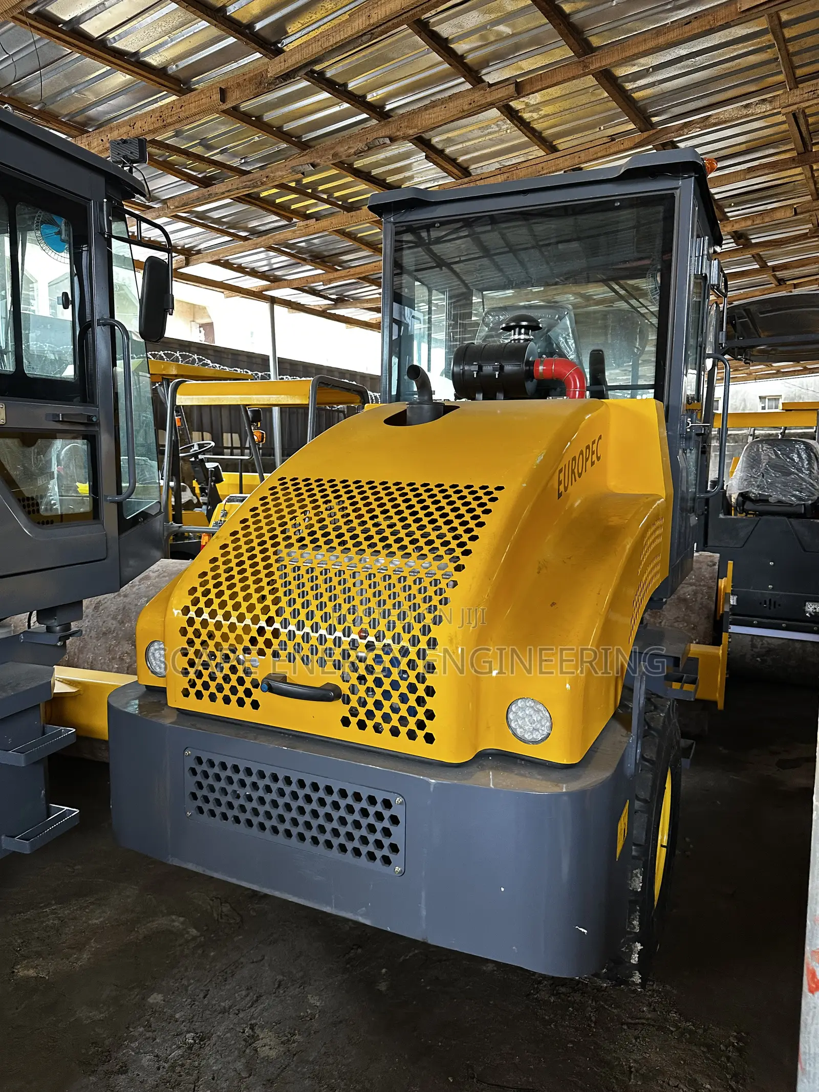 4.5 Tons Vibratory Roller