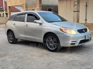 Toyota Matrix Standard AWD (1.8L 4cyl 4A) 2004 Silver