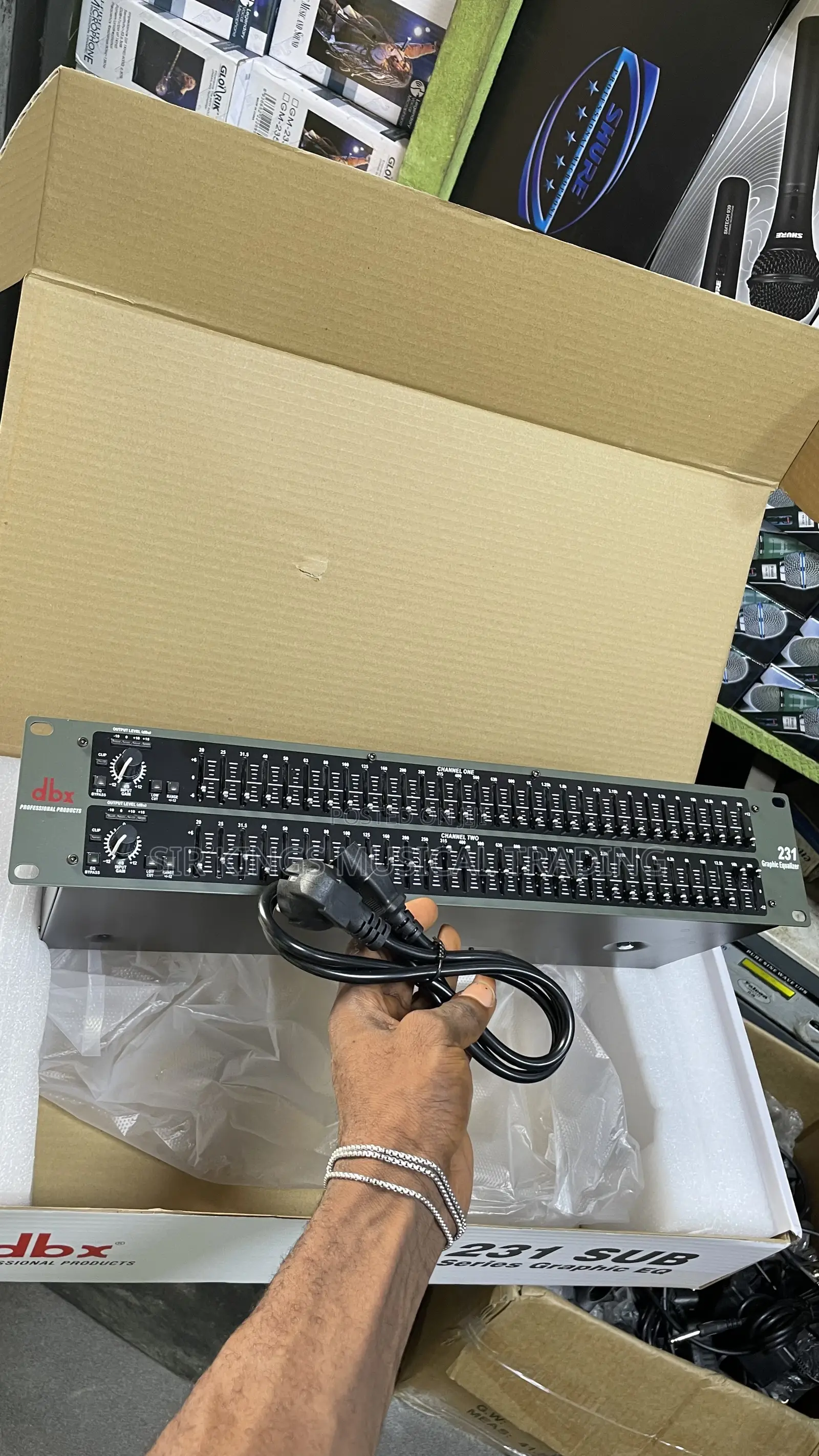DBX Double Equalizer Eq231 With Sub Output 31 Bands