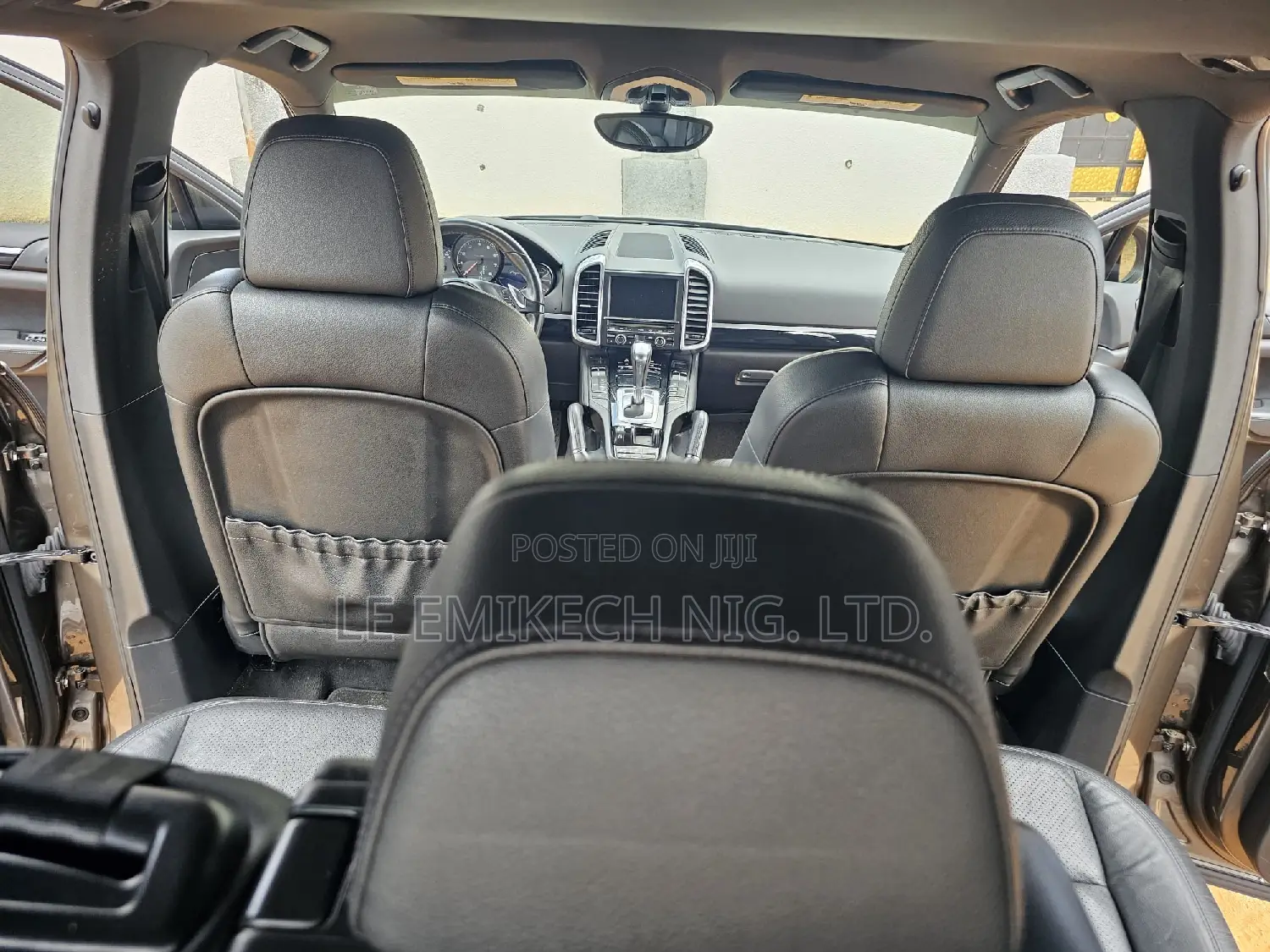 Porsche Cayenne 2012 Beige