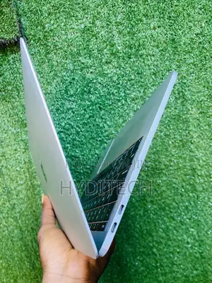 Laptop Apple MacBook Pro 2017 16GB Intel Core i5 SSD 512GB