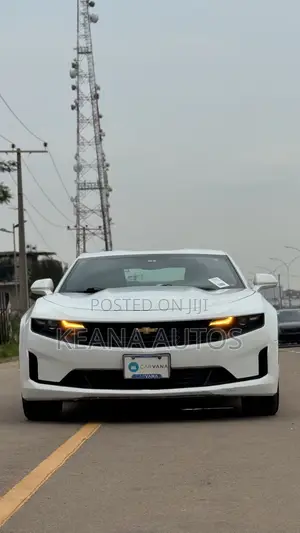 Chevrolet Camaro 2021 White