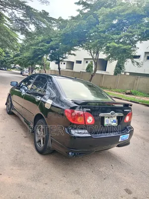 Toyota Corolla 2004 Black