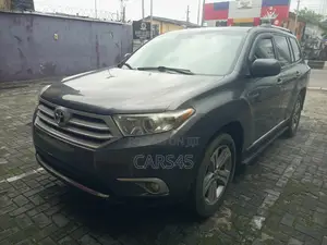 Toyota Highlander 2013 Silver